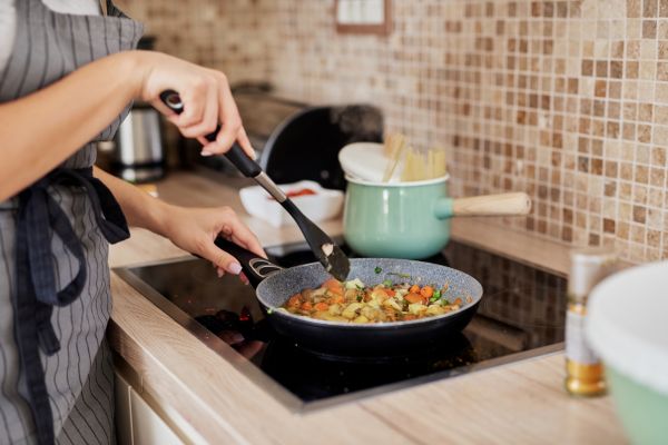 Kitchen Hacks for Home Cooks