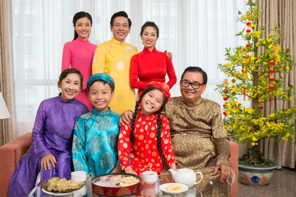 building strong family traditions